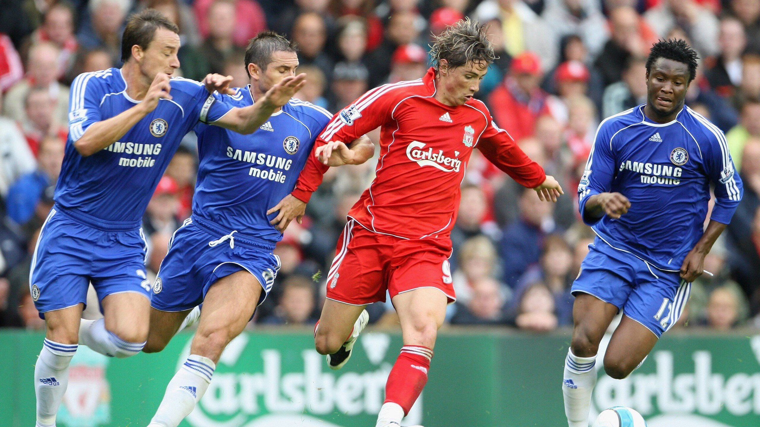 开云·体育全站登录地址-“高速直冲：直线冲刺让人血脉喷张”，跑高速直线行驶技巧